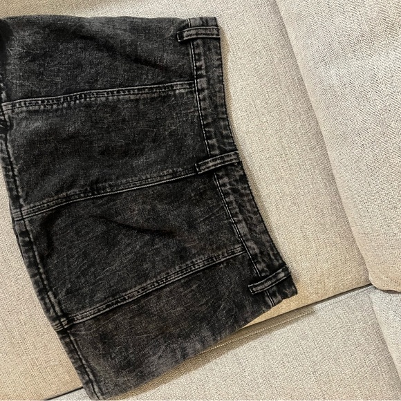 Cargo mini denim skirt - Picture 3 of 3